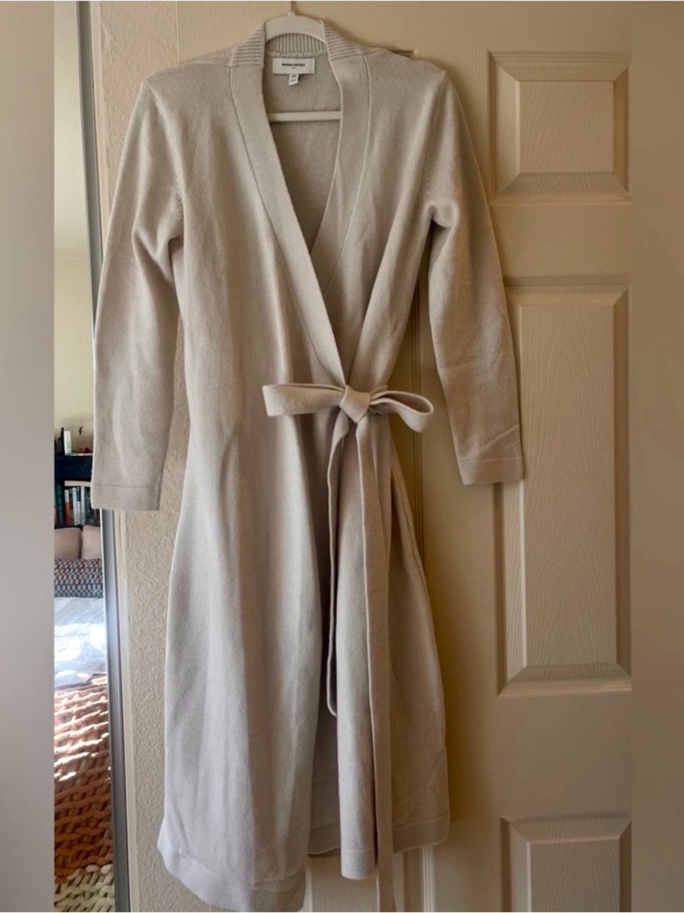Banana Republic Cream Knit Wrap Sweater Dress Like New Petite Medium